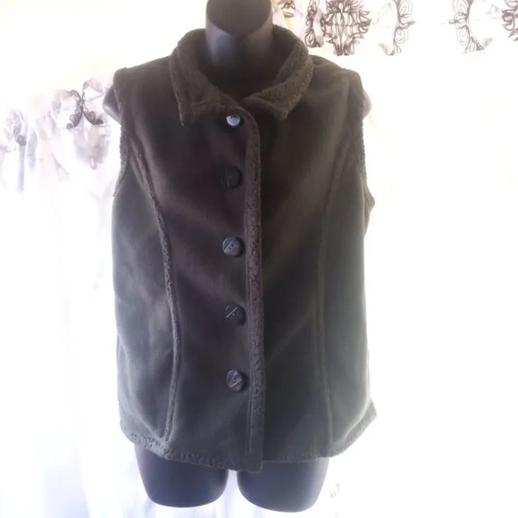 * Alps vest size medium. ( Box N  ) - Picture 1 of 3